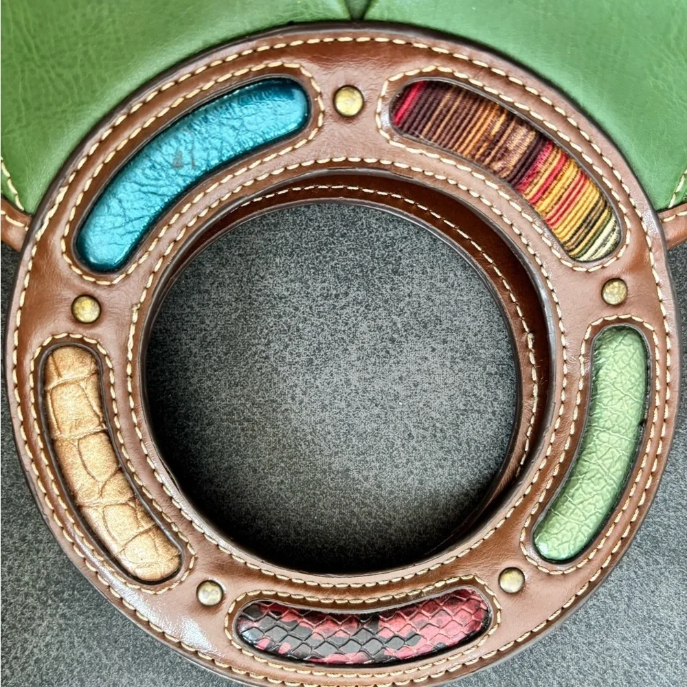 VTG 80’s Relic Green Leather Clutch Round Handle Handbag Side Pockets Snap Close